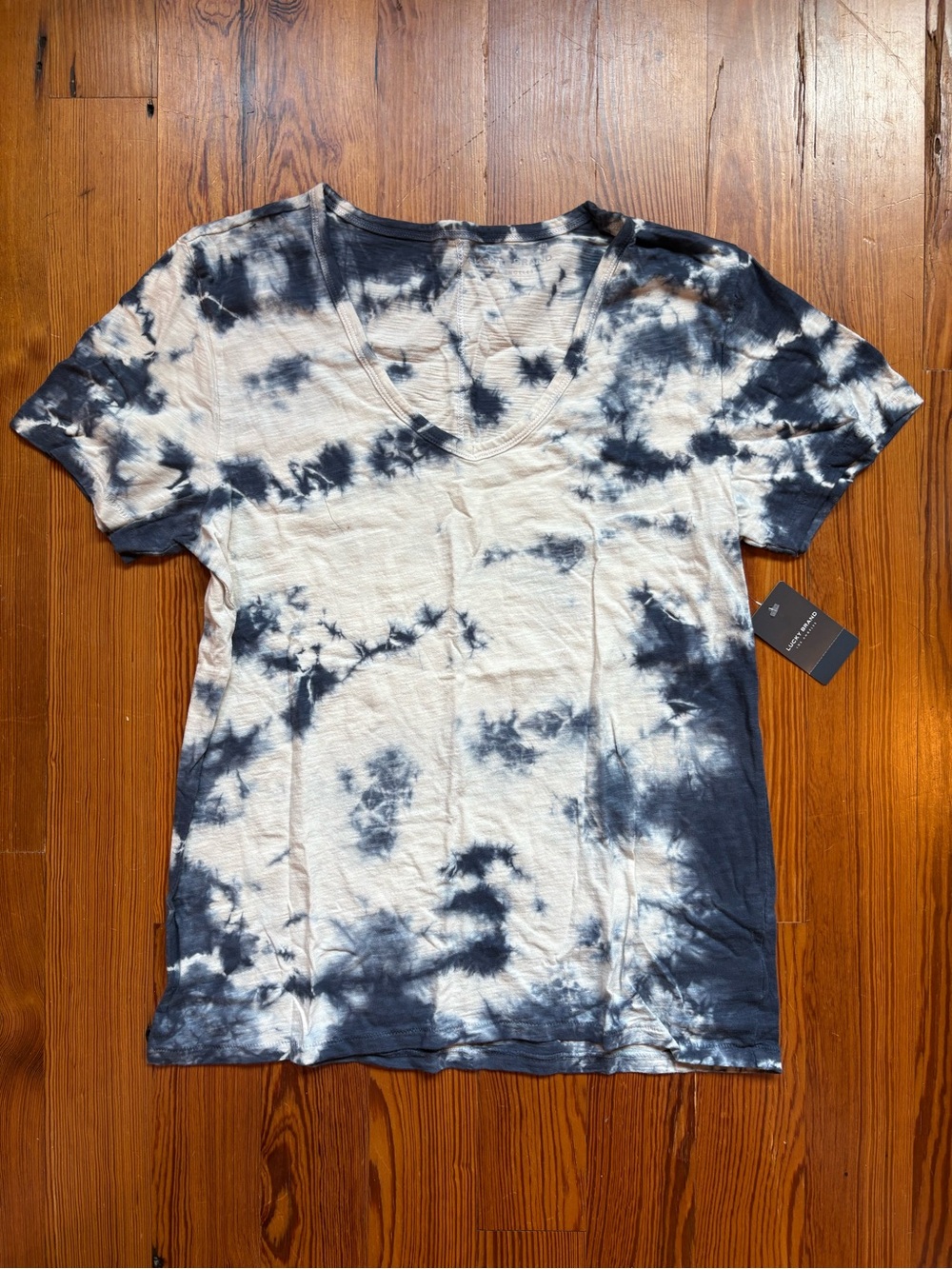 Lucky Brand Tie-Dye V-Neck Short Sleeve Tee - Navy Blue & White